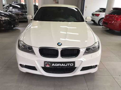 BMW 320 3 DIESEL - 2011 full pack M boite auto!!!!