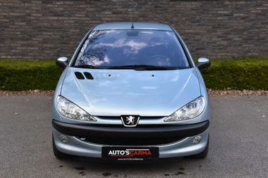 Peugeot 206 + 1.4i full opties 74000km nieuwstaat! 1j garantie