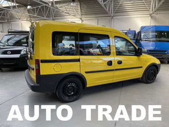 Opel Combo 4+1 Personen - Benzine - LEZ OK - Keuring + Garnt.