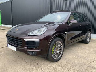 Porsche Cayenne 3.0i V6 Platinum Edition Plug-In Tipt.S