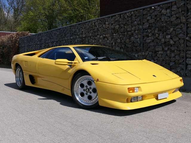Lamborghini Diablo 5.7i V12