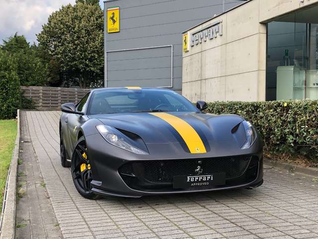 Ferrari 812 Superfast - Maintenance included until 2025