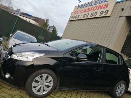 Peugeot 208 1.6 e-HDi 92cv GPS AIRCO CAPTEURS 1ère propr