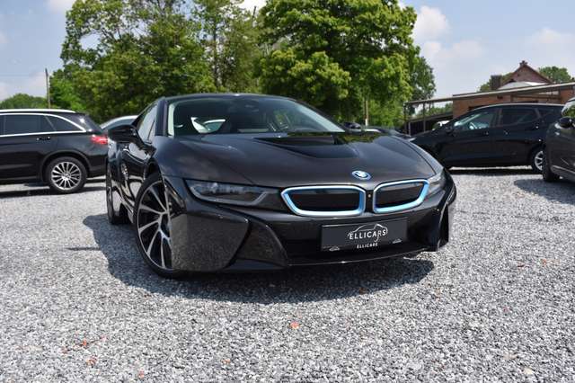 BMW i8 PLUG-IN-HYBRID / HEAD UP / CAMERA / DISPLAY KEY