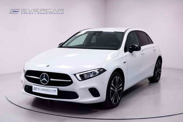 Mercedes A 250 e Plug-In Hybrid ***DAB*CAMERA*MBUX*FULL LED***