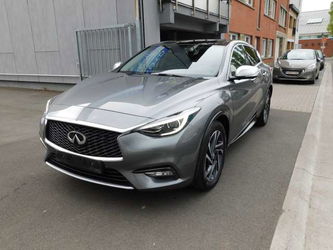 Infiniti Q30 1.5 D,NAVIGATION+CUIR+CAMERA+TOIT PANO++