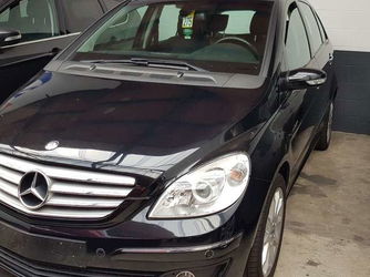 Mercedes B 200