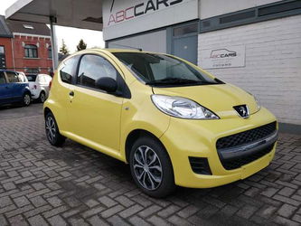 Peugeot 107 1.0i Trendy 50.000 KM met garantie