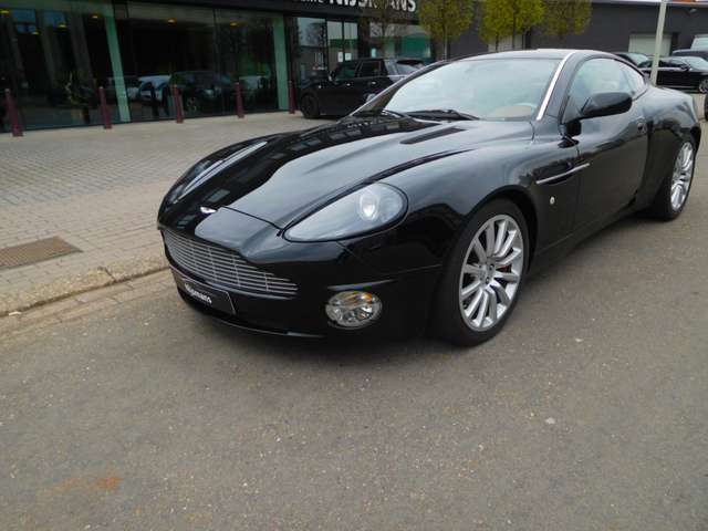 Aston Martin Vanquish 5.9i V12 - Sequentiële transmissie - Weinig kms