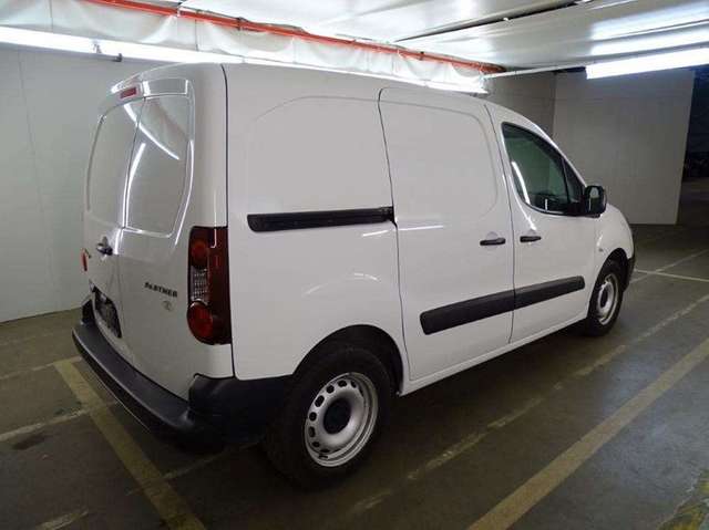 Peugeot Partner BlueHDI Euro6, 3 places Airco 6.595€ +tva (3x)