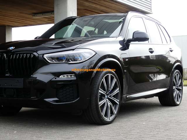BMW X5 45e-Mpack-22"-Pano-UBERFULL OPTION!! New&IN STOCK!