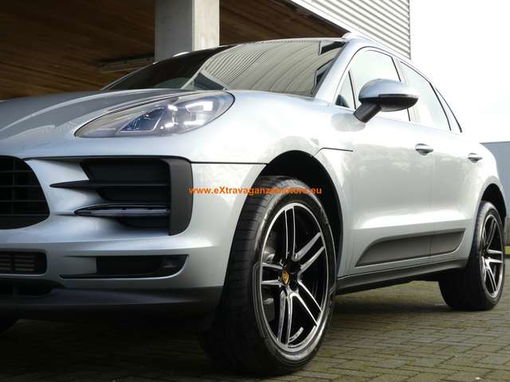 Porsche Macan 2.0 NEW-LED MATRIX-PANO-BOSE-20"TURBO Black-PASM