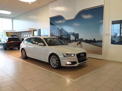Audi A4 SW Attraction 1.8TFSi Sline//E