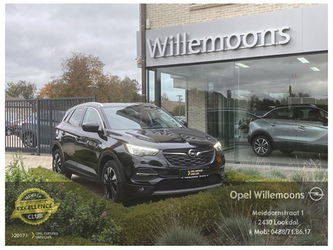 Opel Grandland X Innovation 12Turbo 130Pk AT8 *Navi*Camera*...
