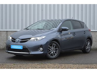 Toyota Auris 1.8 Hybrid Dynamic / 13.950 € !!!