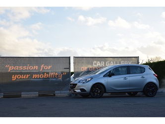 Opel Corsa 1.4i 90 Black Edition Navi