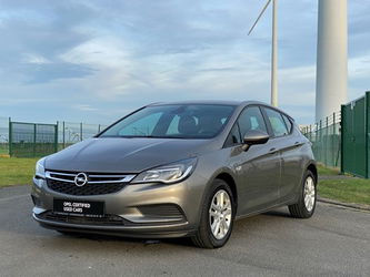 Opel Astra 1.0 Turbo Edition Navi , Sensoren voor en achter,Cruise control , slechts 22 000 km