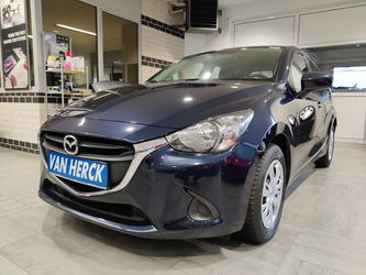Mazda 2 1.5i 90Pk skyDRIVE - parkeersensoren