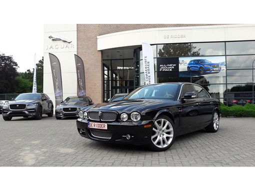 Jaguar XJ 2.7D COLLECTION