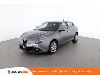 Alfa Romeo Giulietta 1.4 Turbo 120PK PK34608 | Navi | Climate | Cruise | Parkeersensoren | Leder | Lichtmetalen Velgen |