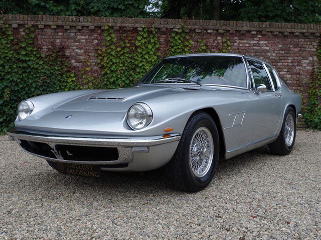 Maserati Mistral 4000 matching numbers & colours, European version, Maserati classiche certified