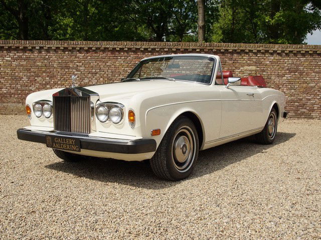 Rolls-Royce Corniche Series 2 matching numbers, very original condition