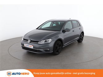 Volkswagen Golf 1.0 TSI Comfortline 110PK XU24182 | Navi | Climate | Adaptive Cruise | Camera | Parkeersensoren | Bluetooth | App-Connect | Lichtmetalen Velgen |