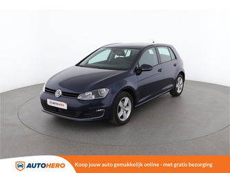 Volkswagen Golf 1.2 TSI Comfortline BlueMotion 105PK UG83923 | Navi | Adaptive Cruise | Climate | Parkeersensoren | Automatisch Inparkeren | LED | Start / Stop |