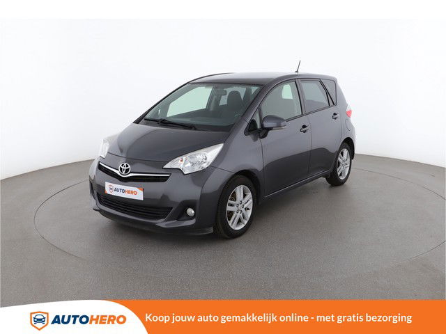 Toyota Verso S 1.3 VVT-i Aspiration 100PK ZG75649 | Dealer Onderhouden | Achteruitrijcamera | Cruise | Panoramisch Dak | Airco | Multifunctioneel Stuurwiel |