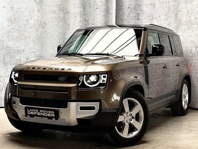 Land Rover Defender First Edition D240 AWD
