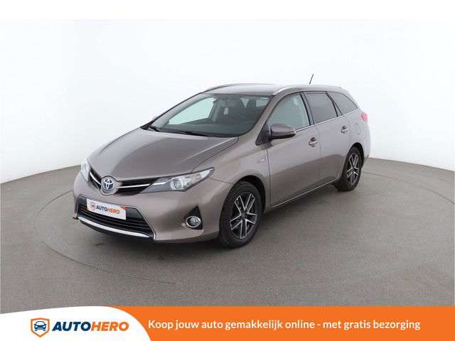 Toyota Auris Touring Sports 1.8 Hybrid Active 100PK SB92403 | BTW | Dealer Onderhouden | Cruise | Climate | Camera | Navi | Bluetooth | Keyless | Dakrails | Trekhaak | Licht- En Regensensor |