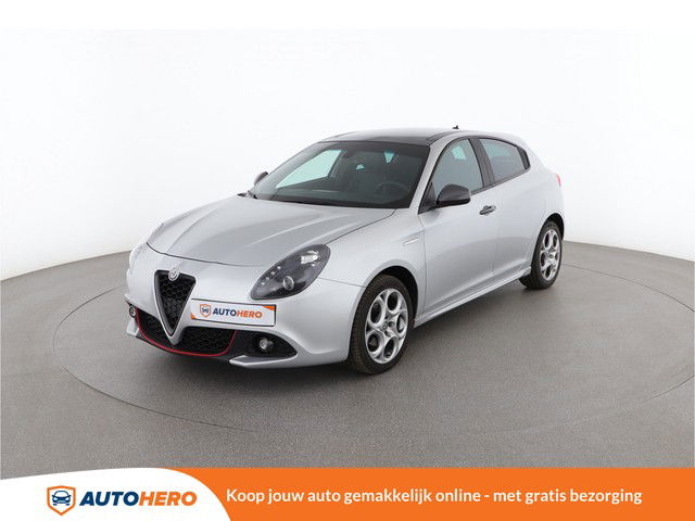 Alfa Romeo Giulietta 1.6 JTD Super 120PK RJ82991 | Dealer Onderhouden | Cruise | Climate | Pano Schuifdak | Navi | Leder | Sportstoelen | Parkeersensoren Achter | Bluetooth | Euro 6 |