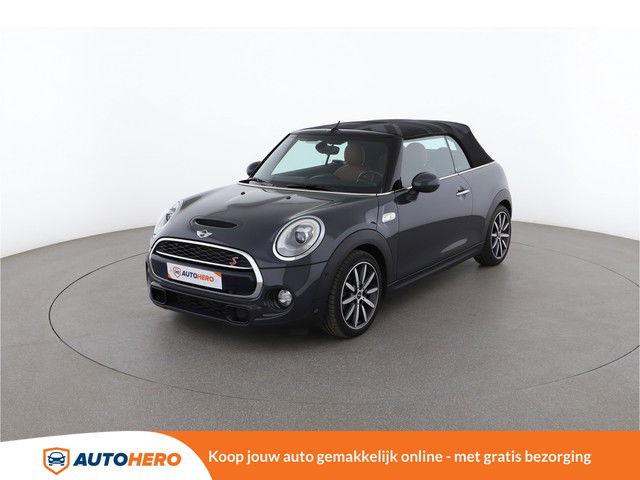 MINI Mini Cabrio 1.6 Cooper S 164PK ZW94436 | Cruise | Navi | Parkeersensoren V+A | Stoelverwarming | Climate | Leder | Handsfree | LED | Licht- En Regensensor | Lichtmetalen Velgen |