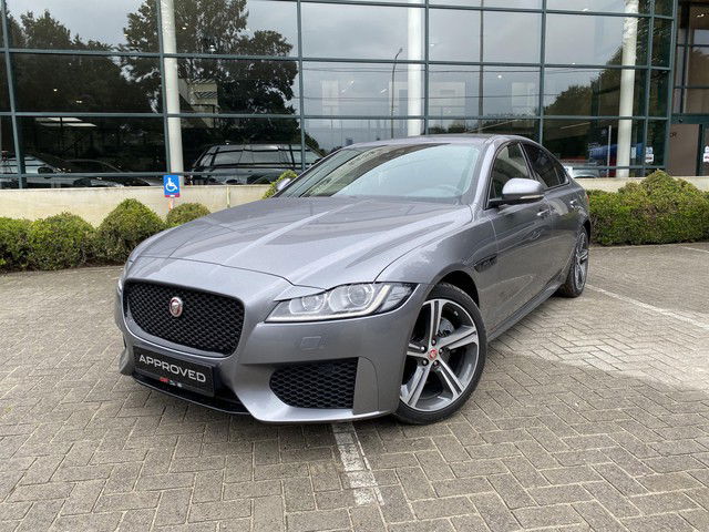 Jaguar XF 25t R-Sport Chequered Flag Edi