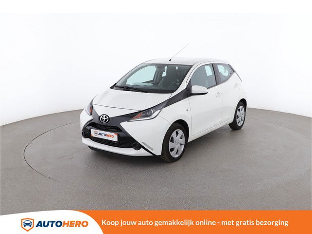 Toyota Aygo 1.0 X-Play Touch 70PK PL50032 | Dealer Onderhouden | Achteruitrijcamera | Automaat | Airco | Bluetooth | Multifunctioneel Stuurwiel | Schakelflippers | Elektrische Ramen |