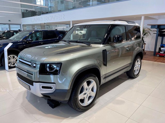 Land Rover Defender 90 Finition SE - 12/21