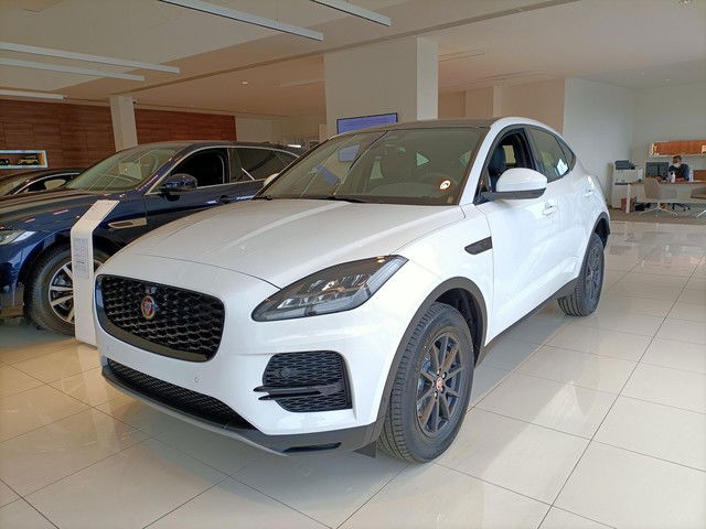 Jaguar E-Pace Business Pack