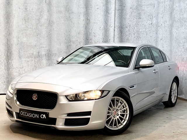 Jaguar XE Pure