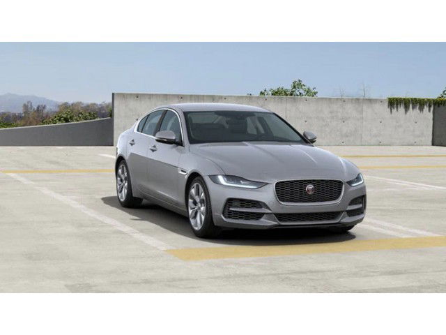 Jaguar XE D200 S - Available 04/2022