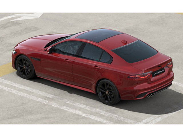 Jaguar XE D200 R-Dyn S
