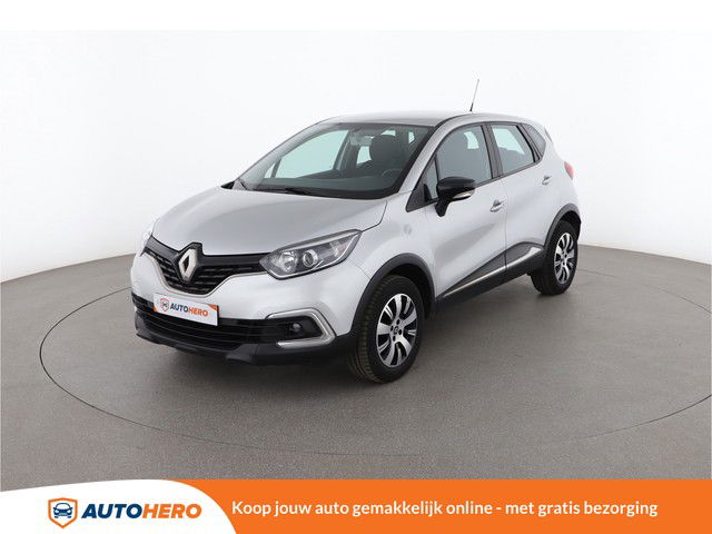 Renault Captur 1.5 dCi Zen 90PK JP39632 | Navigatie | Airconditioning | Cruise | Trekhaak | Mistlampen | Telefoonverbinding | Euro 6 | AUX | USB | Lichtmetalen Velgen |
