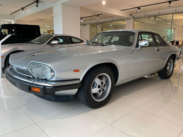 Jaguar XJS V12