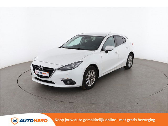 Mazda 3 1.5 Prime-Line 100PK EU78966 | Cruise | Navi | Parkeersensor | Stoelverwarming | Climate | Handsfree | Koplampreiniging | Licht- en Regensensor | Trekhaak | Anti-Slip | Start/Stop | Lichtmetalen Velgen |