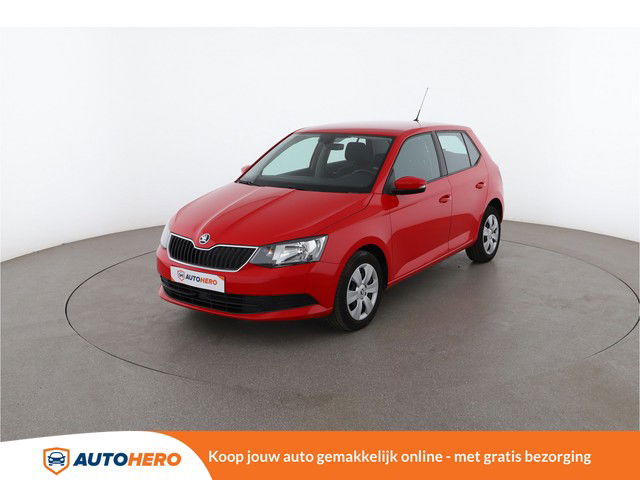 Skoda Fabia 1.0 MPI Ambition 60PK JF32251 | Speed Limiter | Airco | Parkeersensoren Achter | Boordcomputer | Lederen Stuurwiel | Lichtsensor | Isofix |