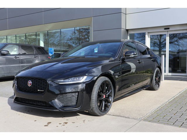 Jaguar XE R-DYNAMIC SE