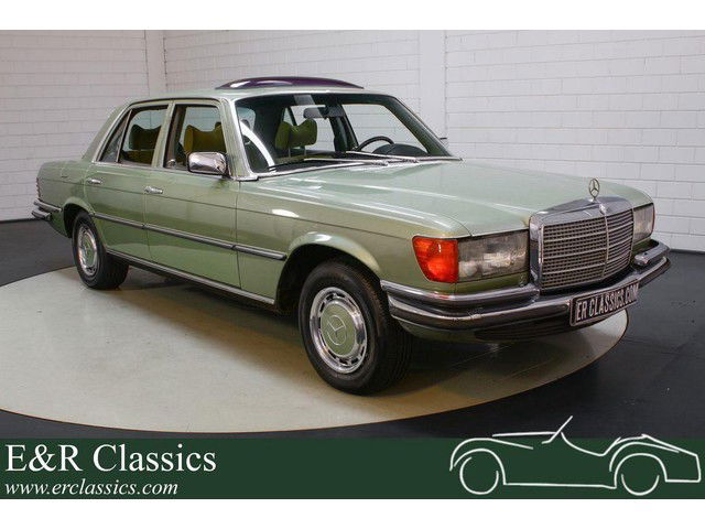 Mercedes 350SE Sedan