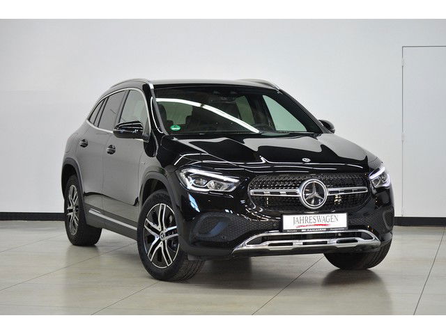 Mercedes GLA 250 e Plug-In HYBRID 100% aftb. Widescreen Camera LED