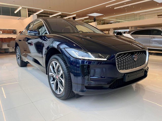 Jaguar I-Pace EV 400 S