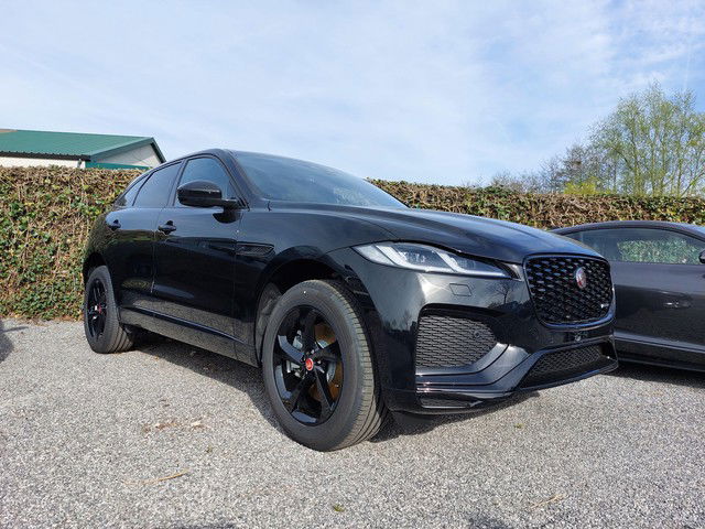 Jaguar F-Pace P250 R-Dynamic S AWD Auto. 22MY