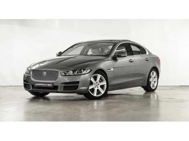 Jaguar XE 2 YEARS WARRANTY D180 Prestige